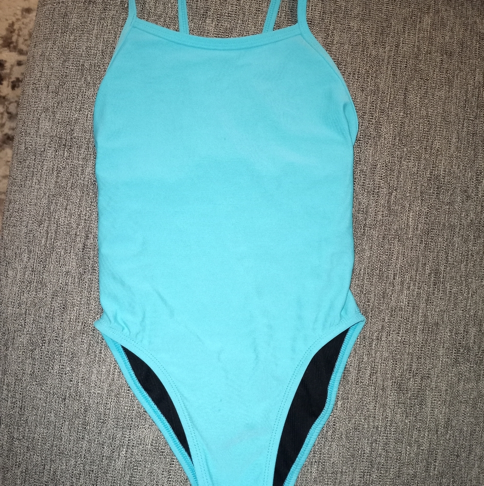 Jolyn one-piece fixed back size 26